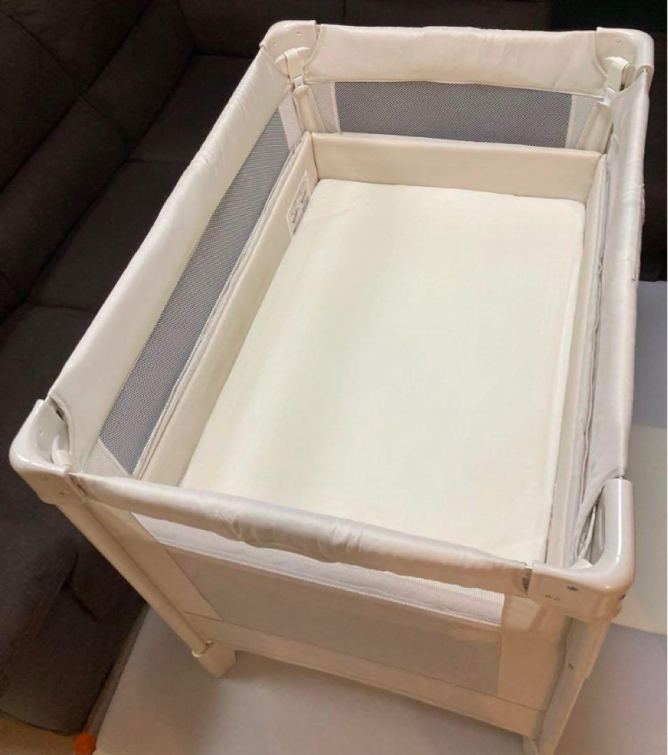 アップリカ ココネルエアー　ミルクホワイト