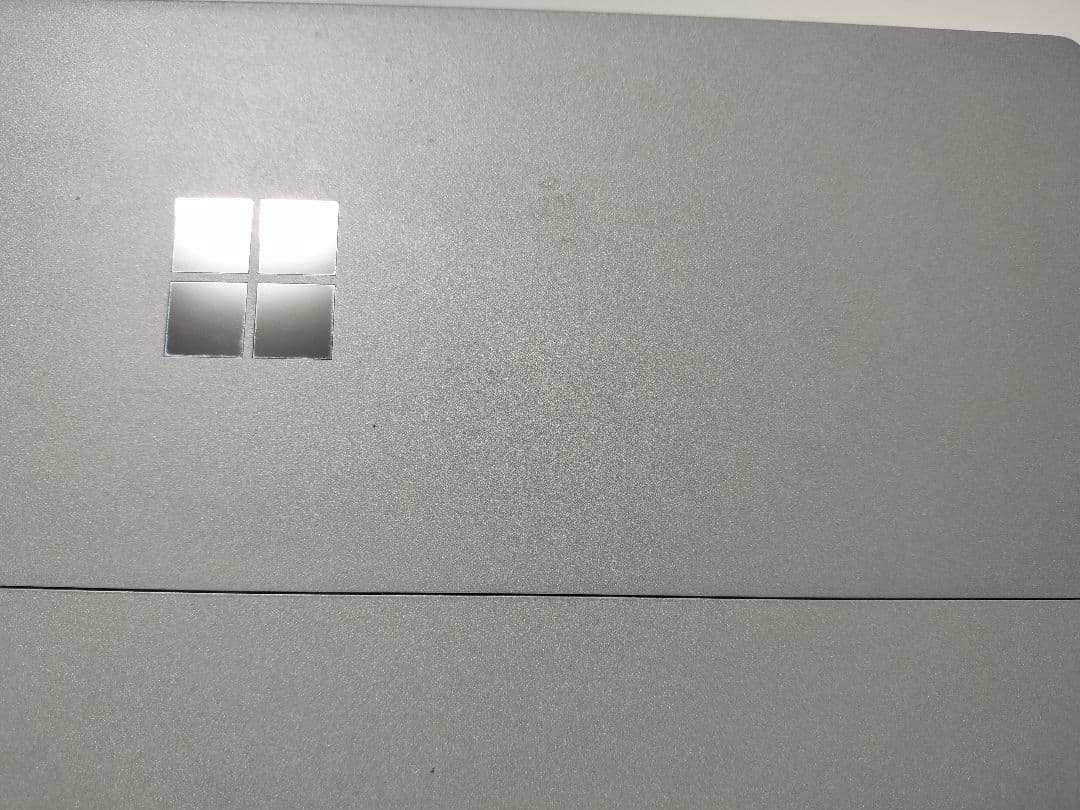 【早い者勝ち】Microsoft Surface Pro 1796 第5世代