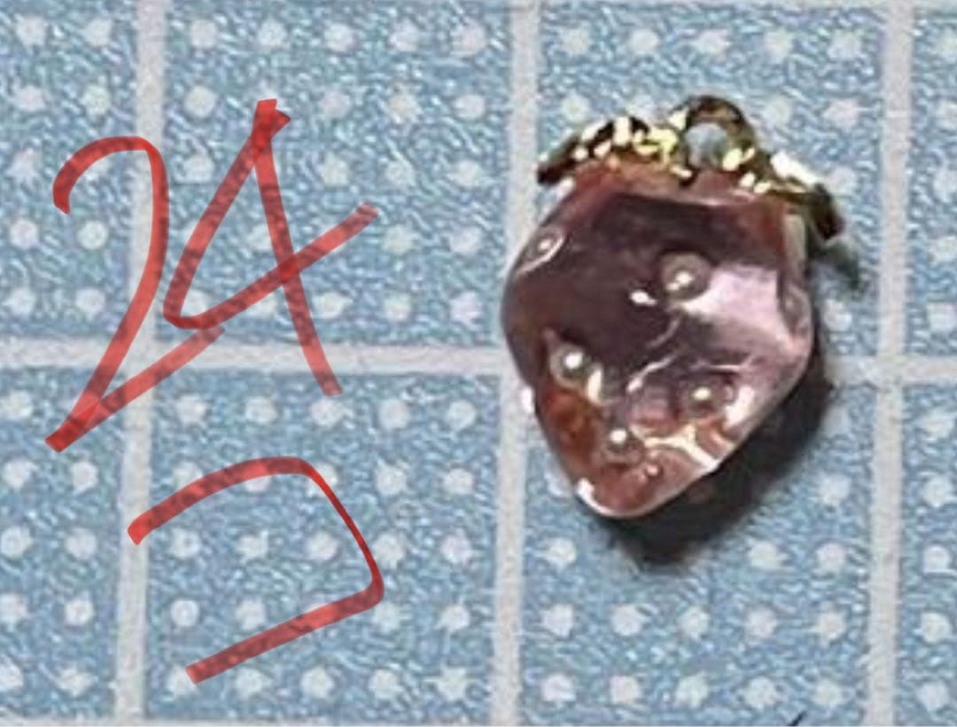 すももん ♡プロフ必読様　いちごちチャーム