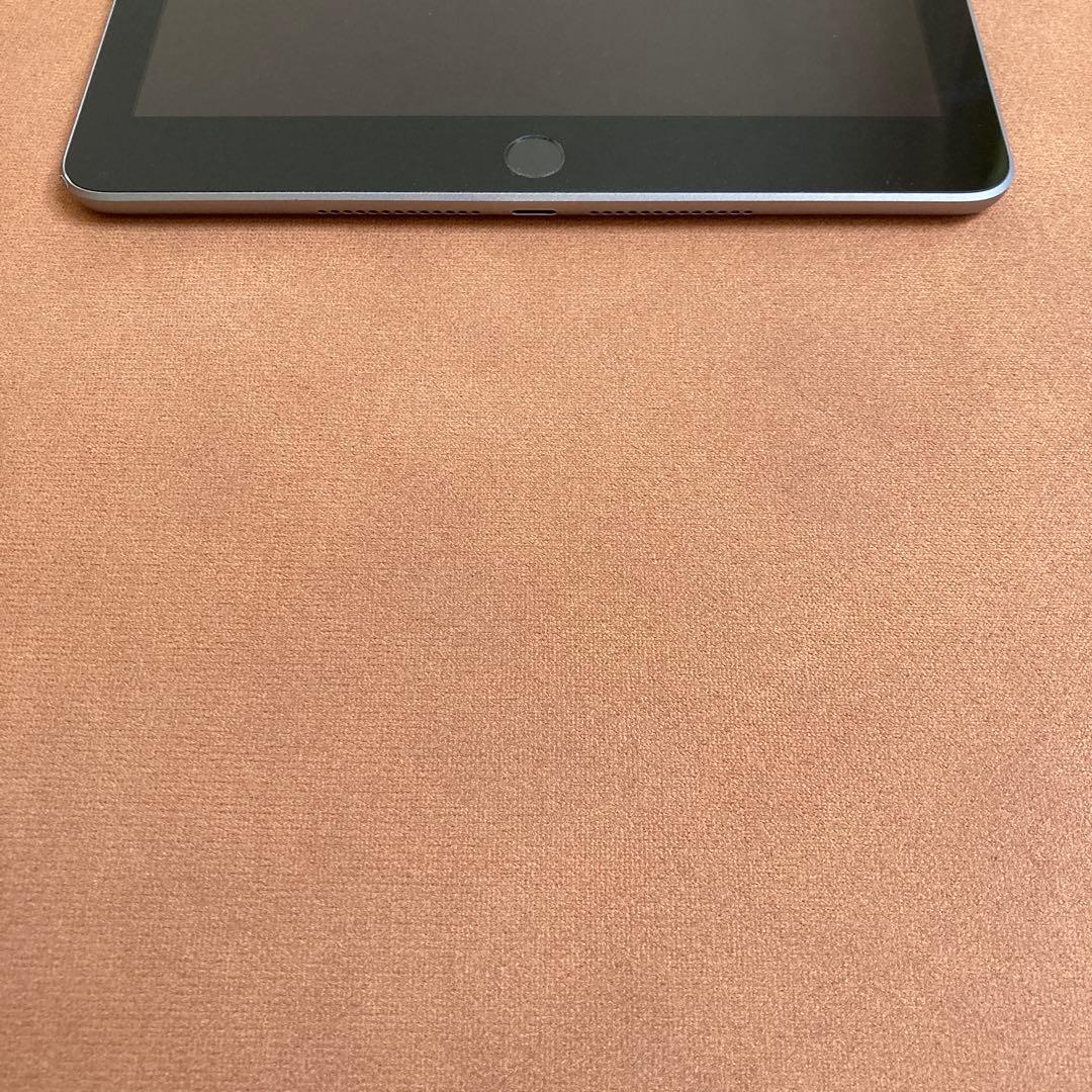 101【早い者勝ち】電池ほぼ新品☆iPad6第6世代32GB WIFIモデル☆