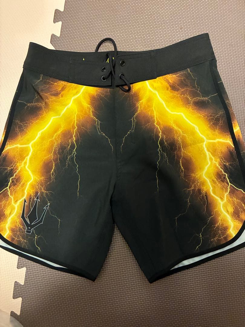 FIED サーフパンツ　fied ファイド フィジークパンツ ジョーベン28