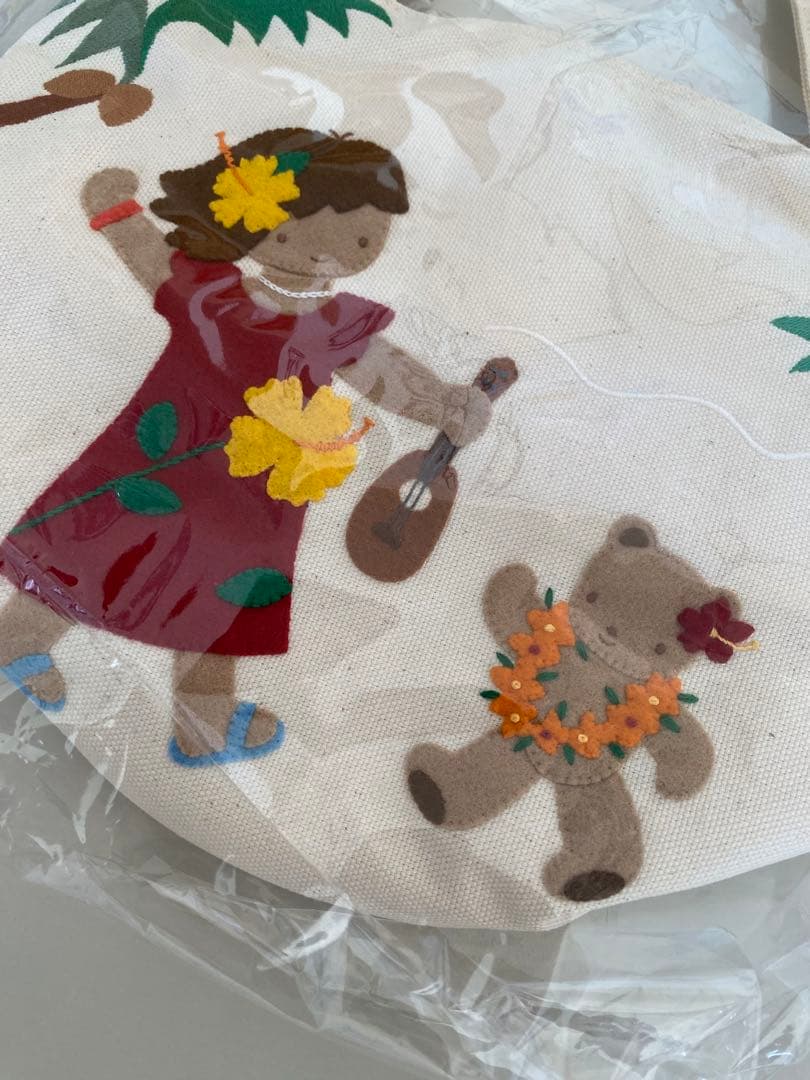 ★専用★ファミリア　familiar バッグ　ハワイ柄　手刺繍　Hawaii