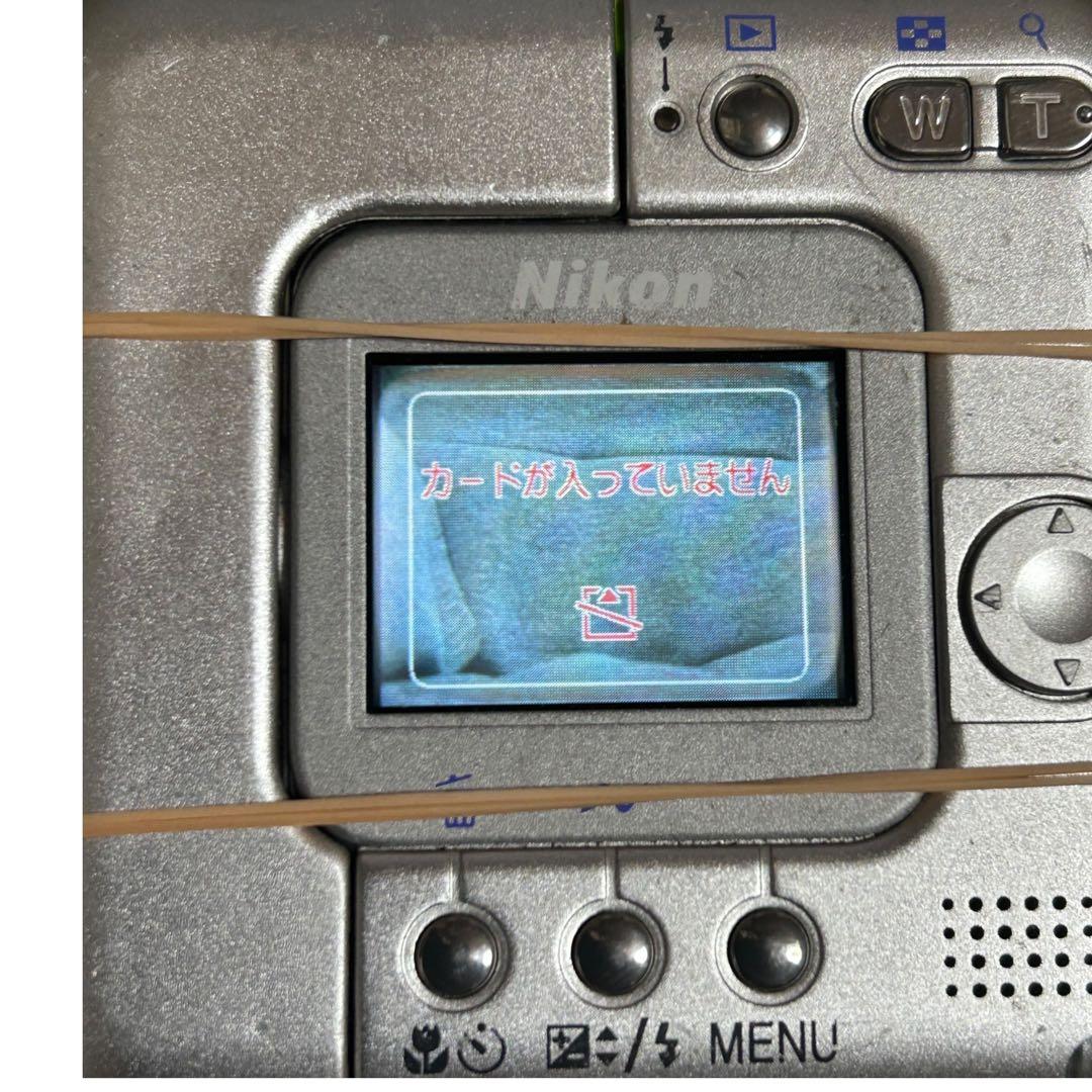 稼働品 人気のオールドコンデジ　Nikon COOLPIX SQ 希少な充電器付