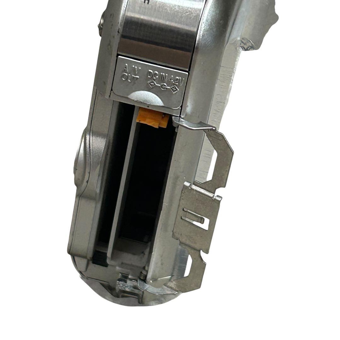 稼働品 人気のオールドコンデジ　Nikon COOLPIX SQ 希少な充電器付