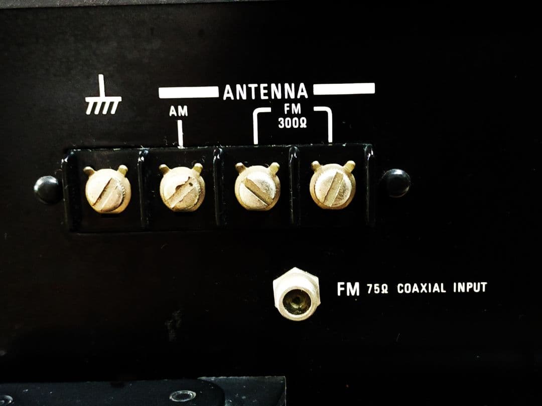 ♪　SONY　ST−4950　アナログ高級FM・AMチューナ　動作保証有り　♪