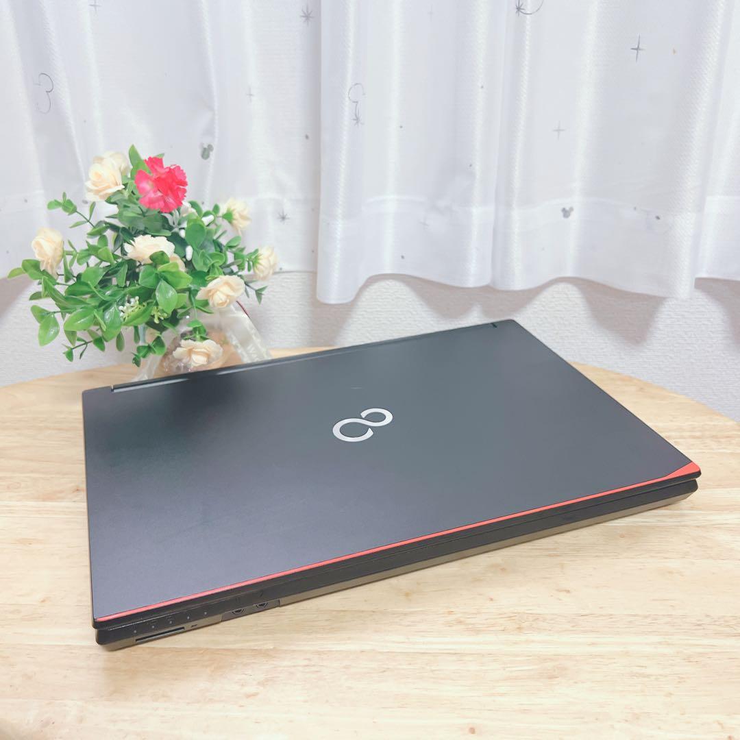 美品、メモリ8G高速SSD、Win11、オフィス2021、イラレ、バッテリーok