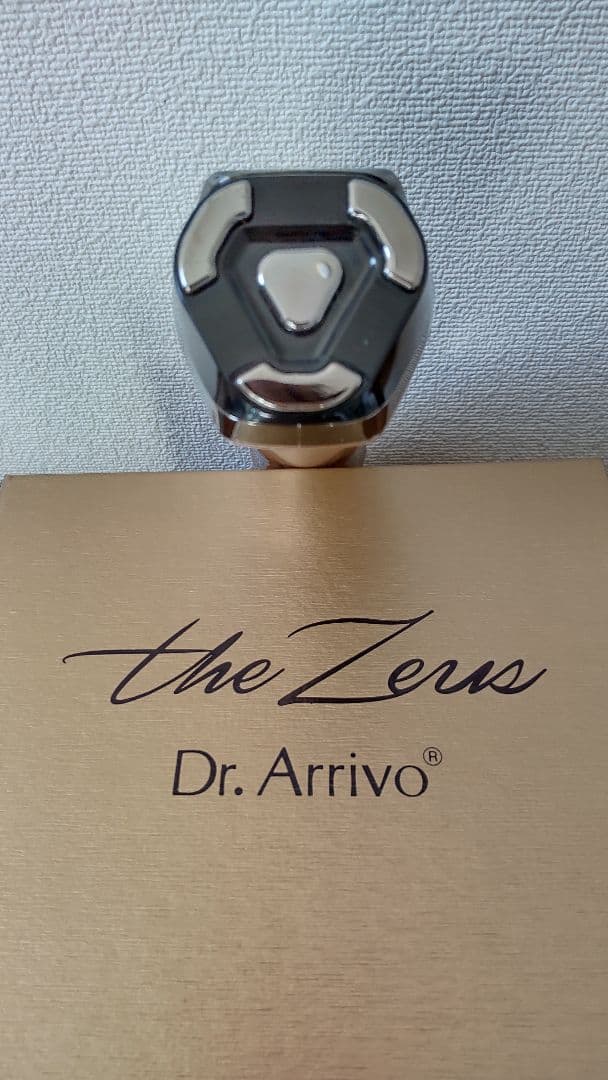 Artistic&co ドクターアリーヴォ ザ ゼウス 美顔器☆エンビロン