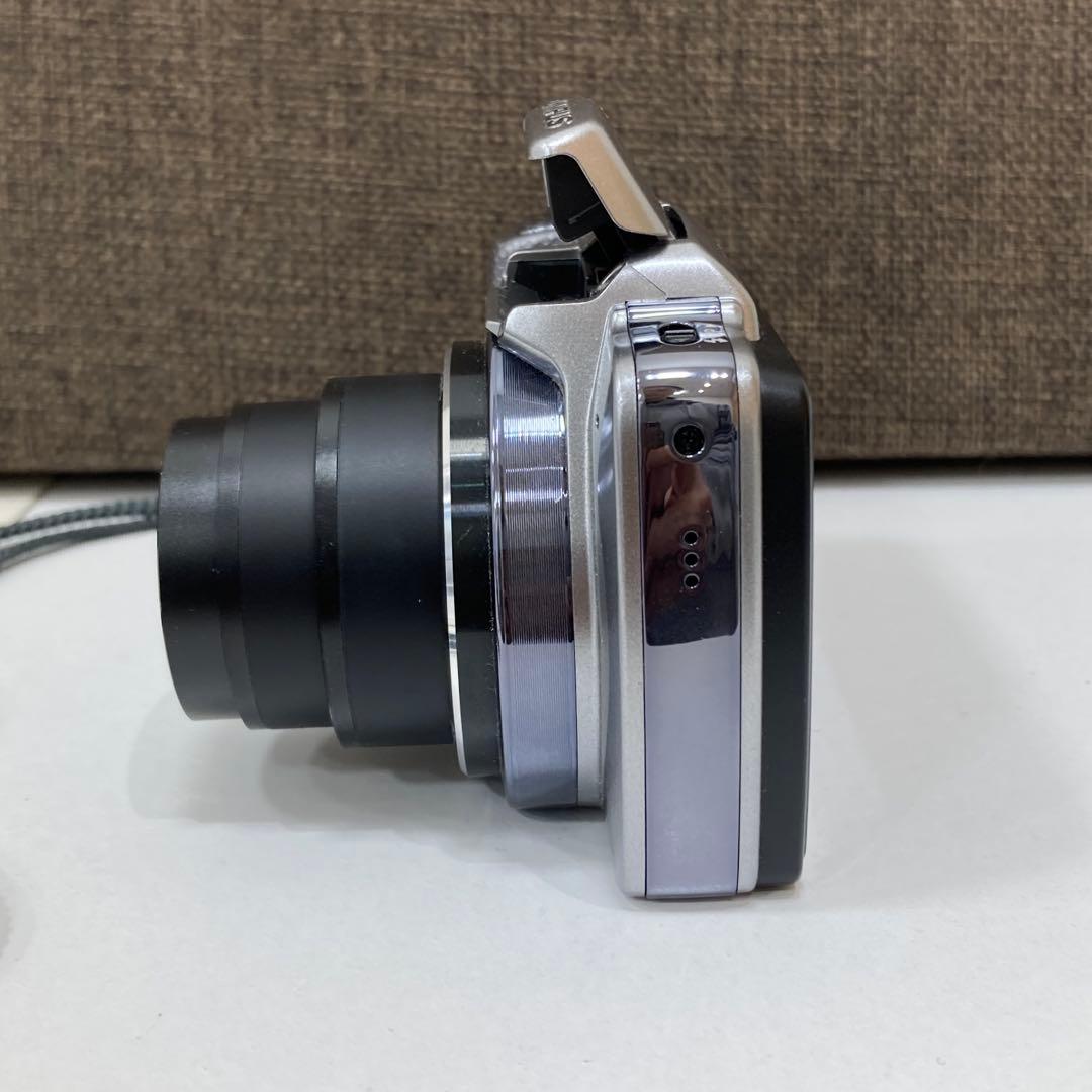 Olympus コンパクトデジタルカメラ sz-10