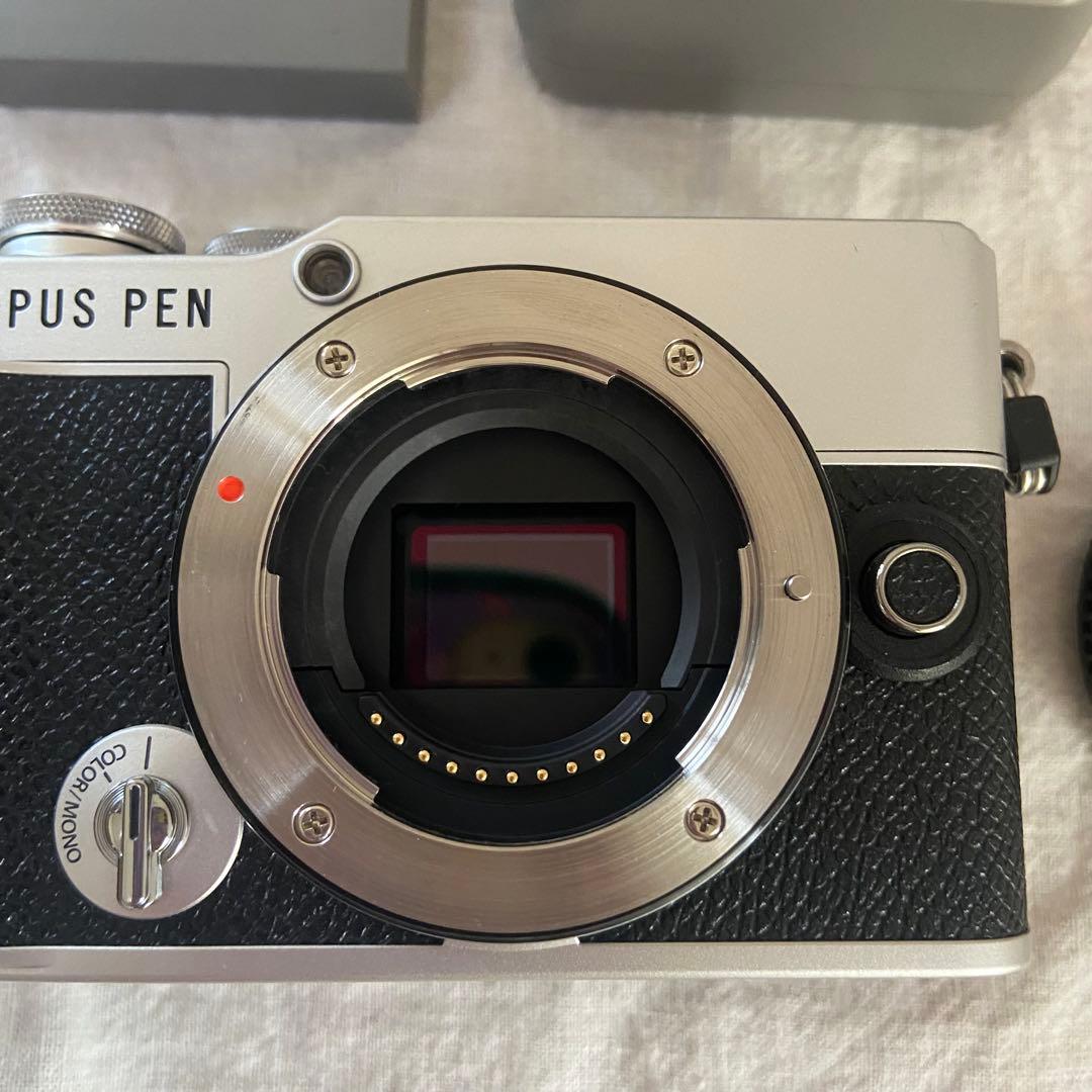 OLYMPUS PEN E-P7 シルバー ボディ