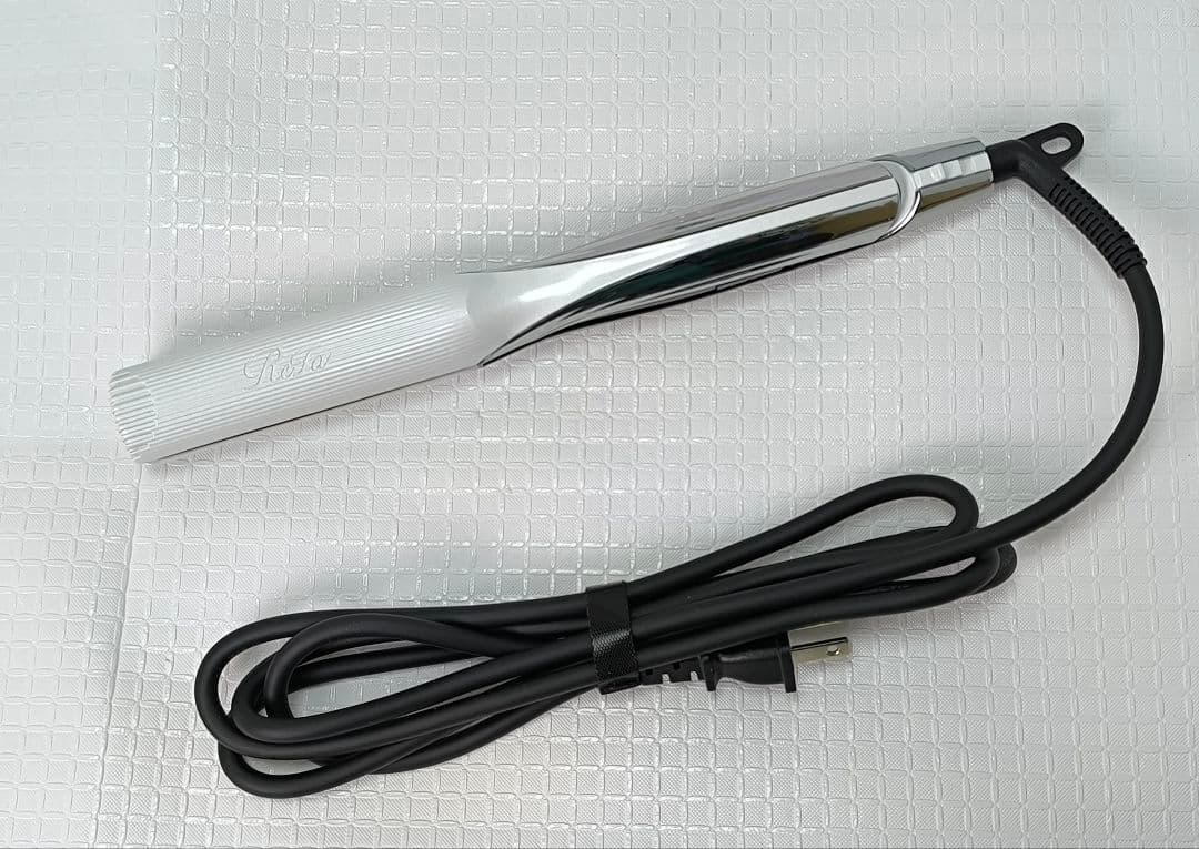 23年製 正規品　ReFaリファ ビューテック ストレートアイロン　2