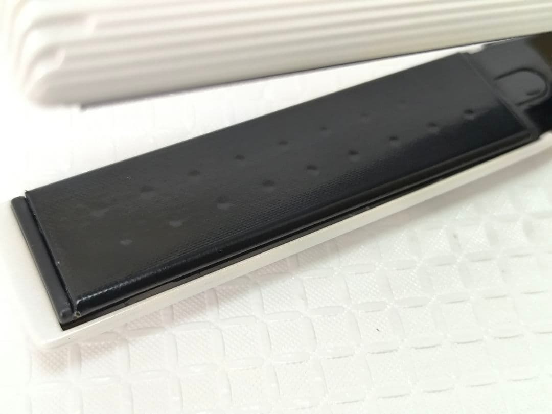 23年製 正規品　ReFaリファ ビューテック ストレートアイロン　2