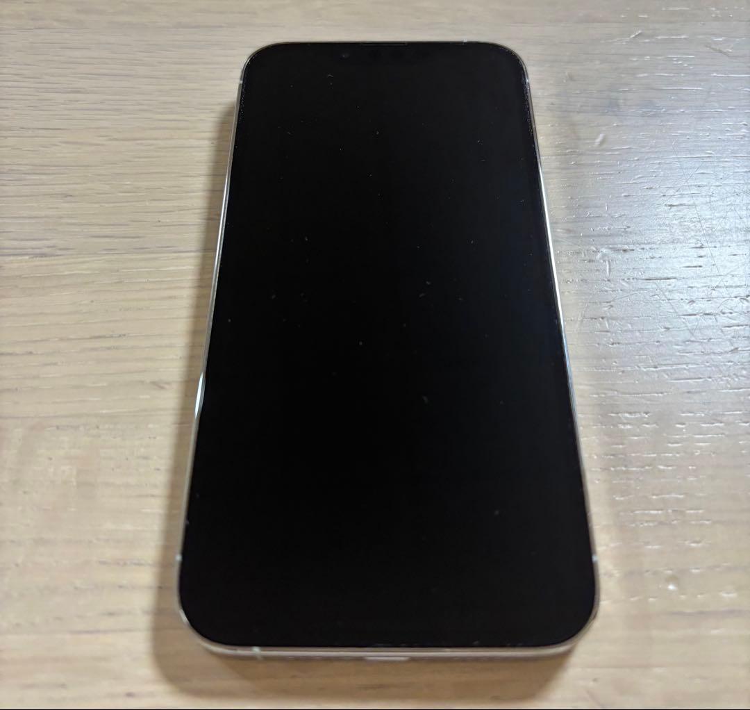 美品　Apple iPhone 13 Pro シルバー 512GB