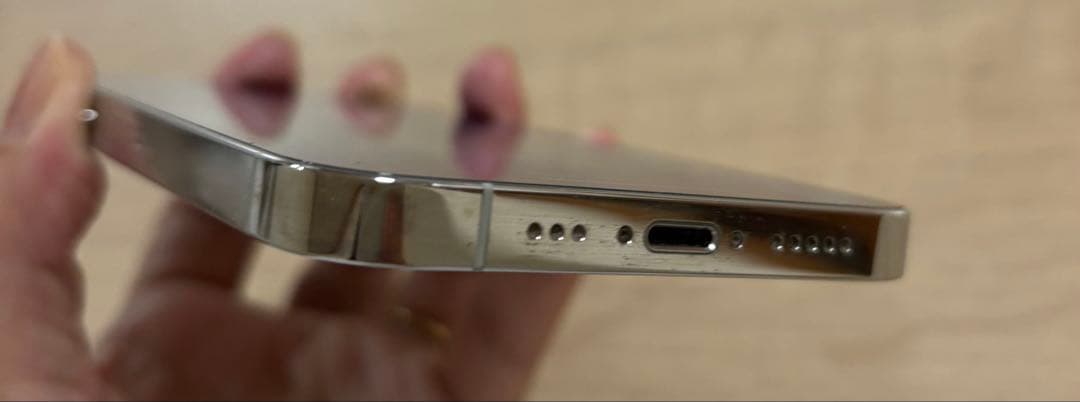 美品　Apple iPhone 13 Pro シルバー 512GB