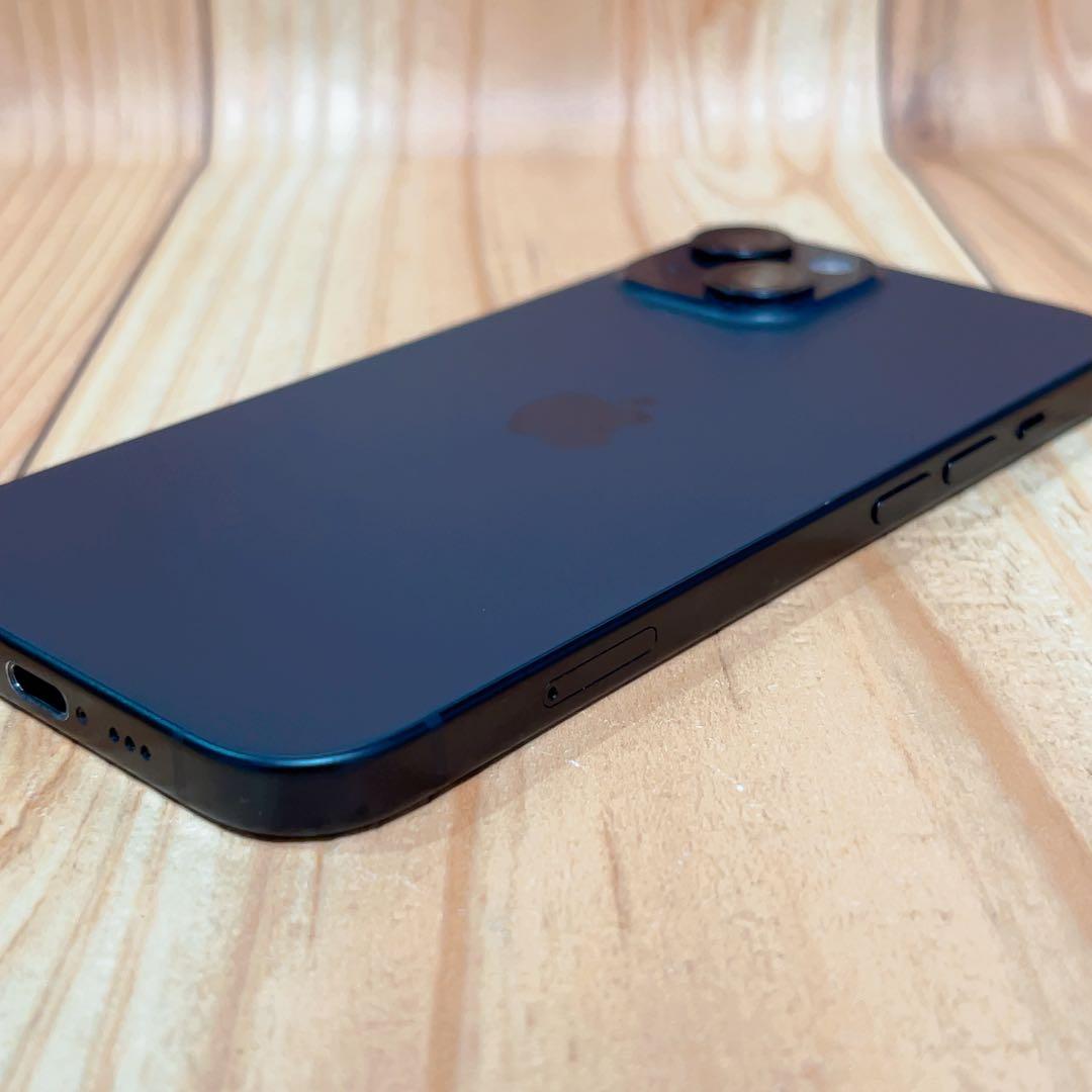 SIMフリー 本体 iPhone 15 128 GB 589 ブラック 電池良好