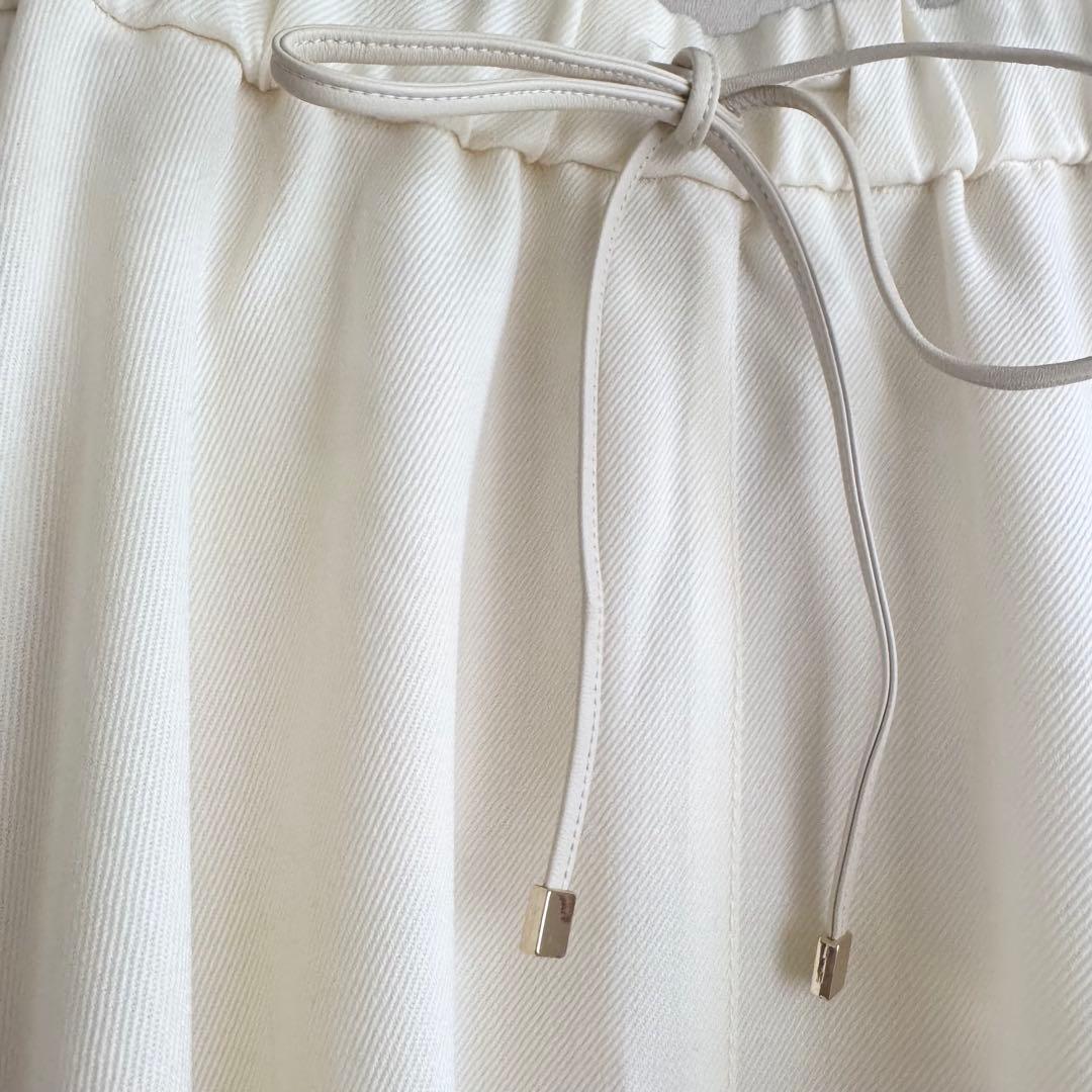 春コーデ2023エブール デニムライクウール　サーキュラースカート ebure