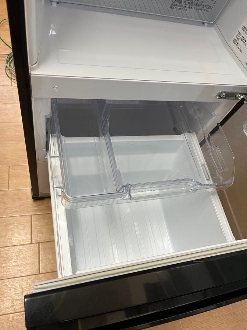 三菱電気株式会社 三菱ノンフロン冷凍冷蔵庫 MR-P15C-B型 2018年製造