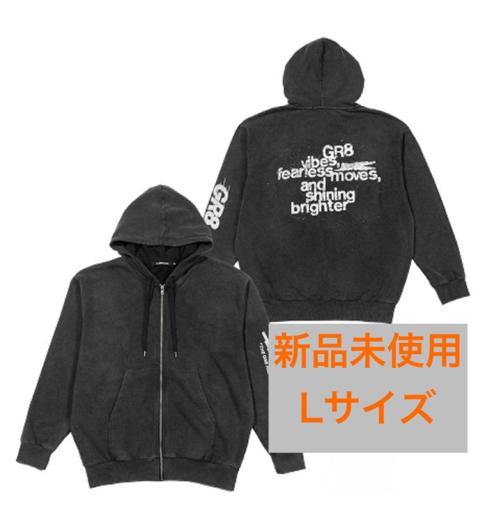 ルセラフィム GR8 コラボ　ジップアップ フーディー