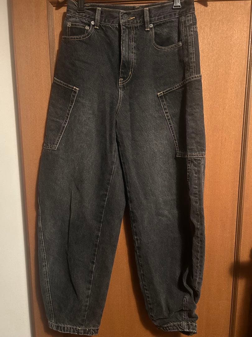 MOUSSY NARROWED HEM COCOON STRAIGHT ブラック