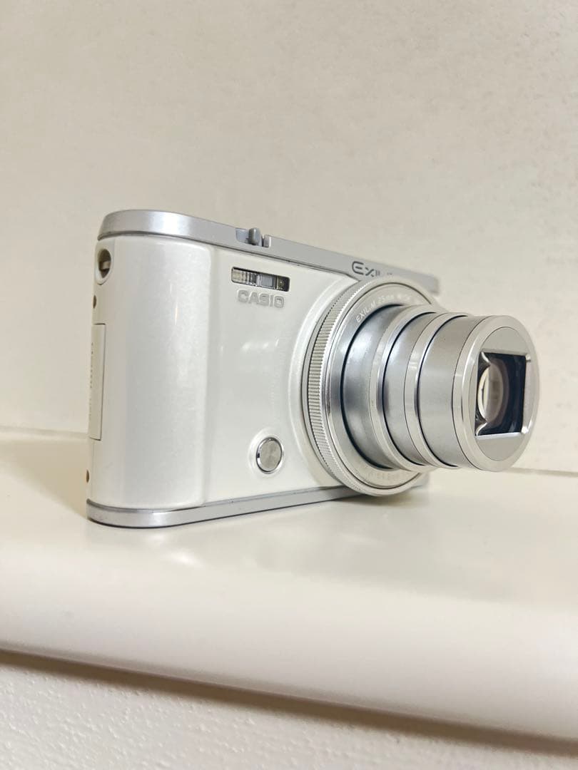 CASIO デジタルカメラ EXILIM EX-ZR3100WE