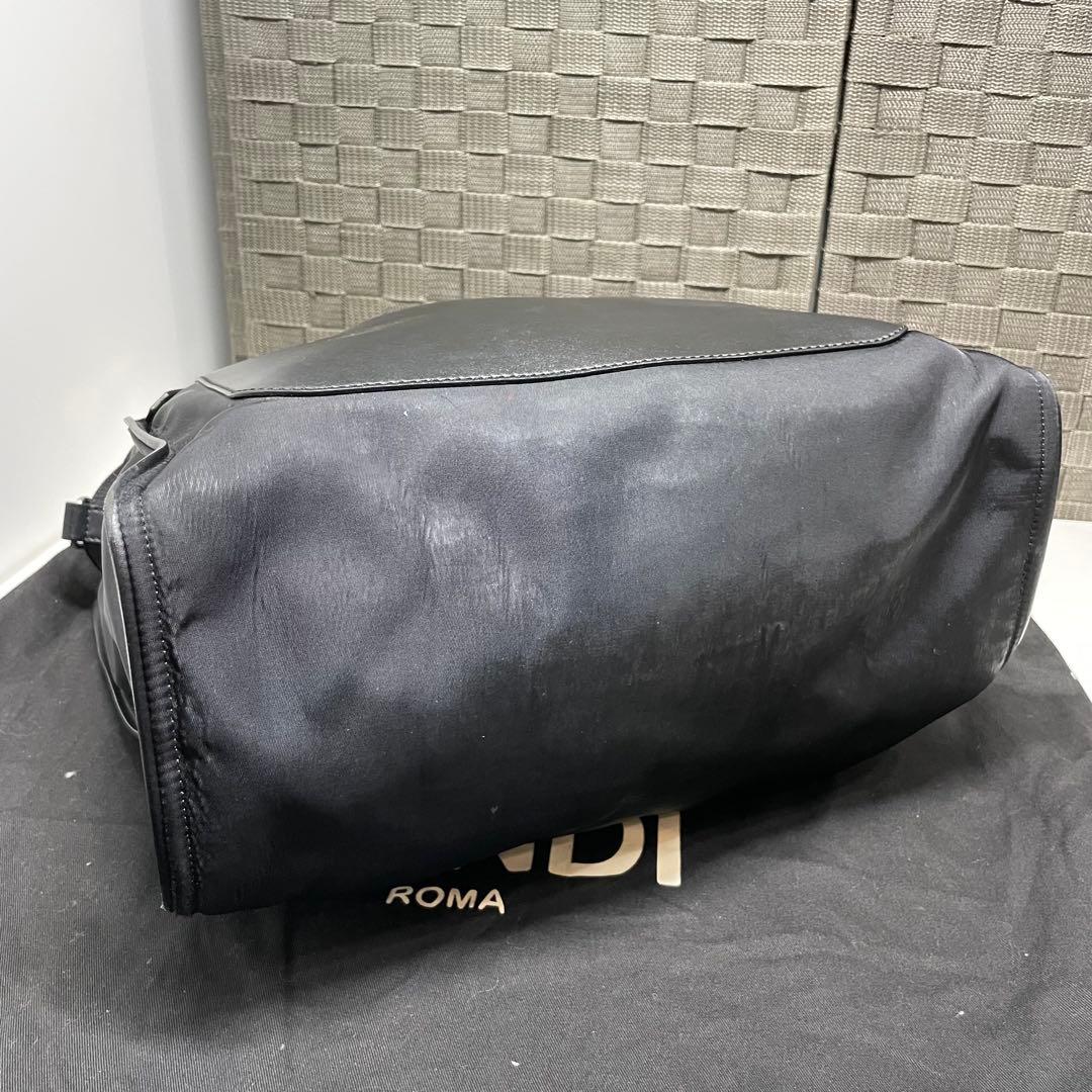 ま*a様 FENDI モンスター　バグズ　トートバッグ ブラック