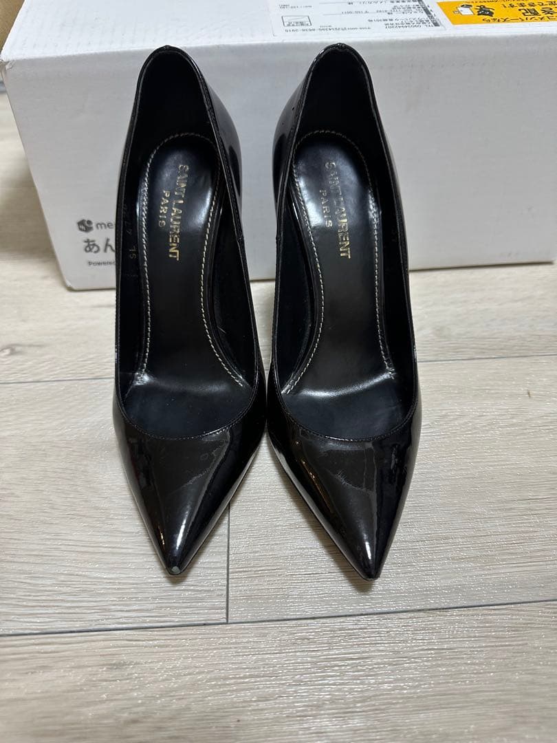 YSL ブラック ハイヒール ポインテッドトゥ