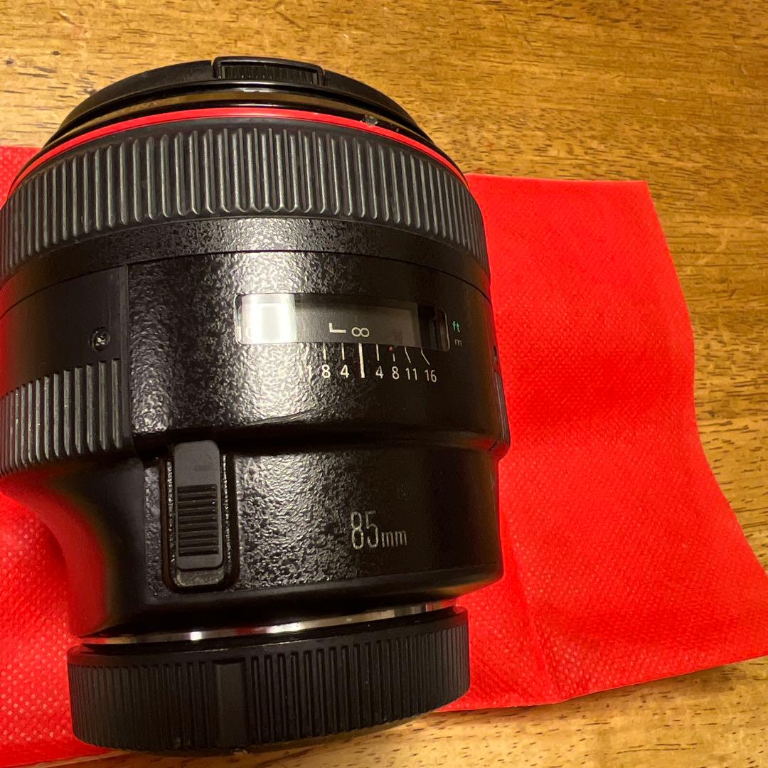 キヤノン　Canon　EF85ｍｍ　Ｆ1.2L Ⅱ USM