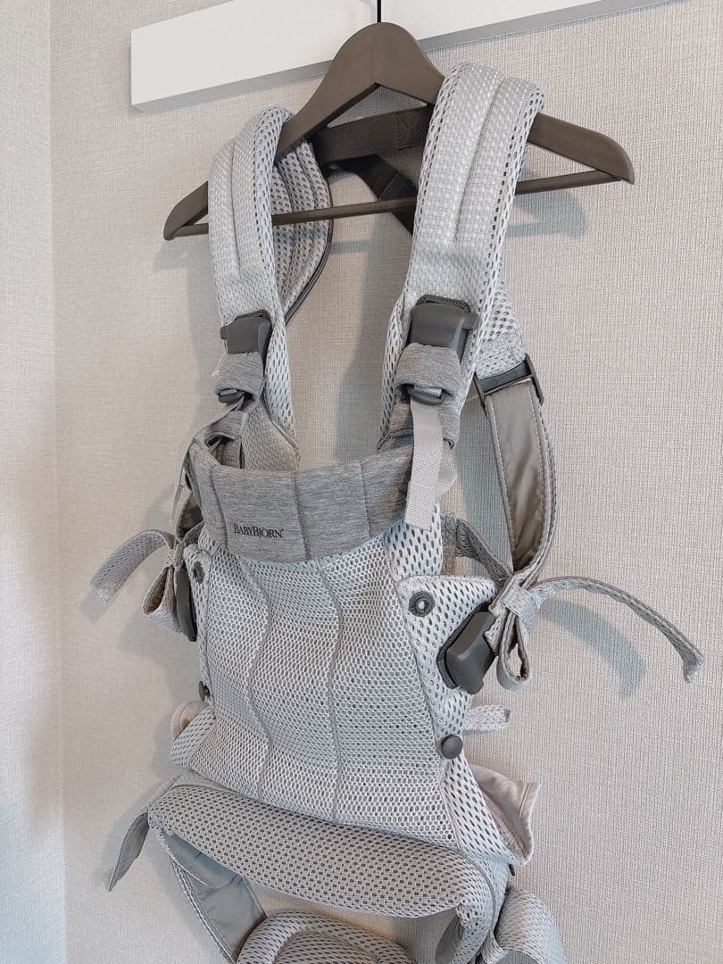 しんば ベビービョルン ベビーキャリア HARMONY シルバー