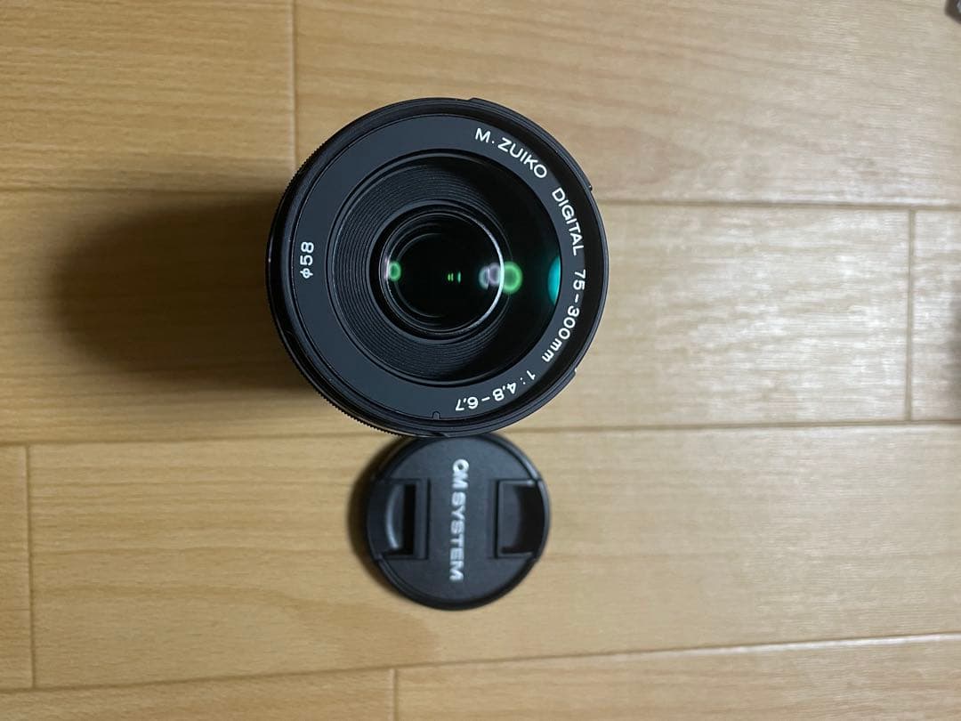 マイクロひフォーサーズ75-300mm/F4.8-6.7 II ズームレンズ