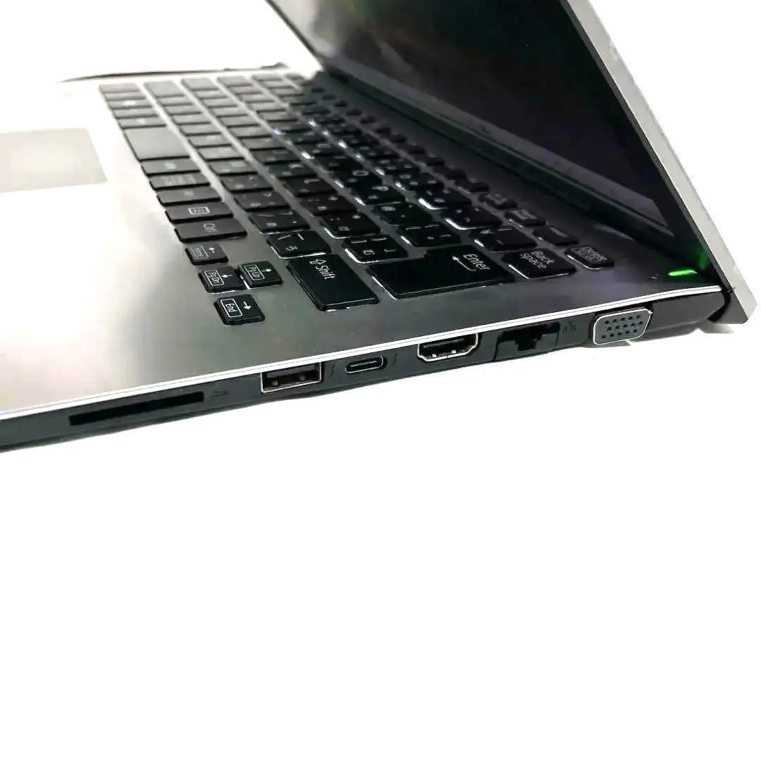 ノートパソコンi5-第10世代メモリ8GB SSD256GB VAIO r117