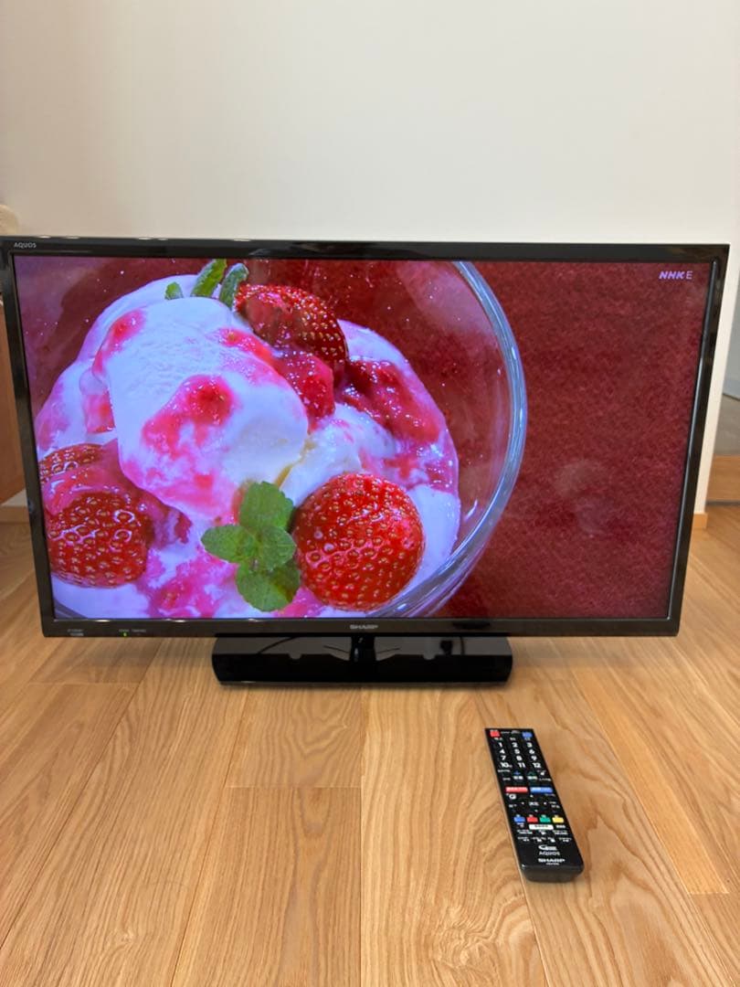 SHARP 32型　大画面液晶テレビ