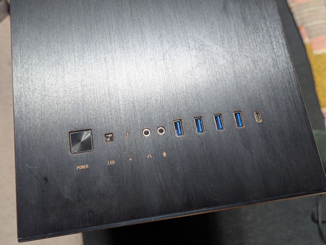 MSI MPG SEKIRA 500G ATXケース