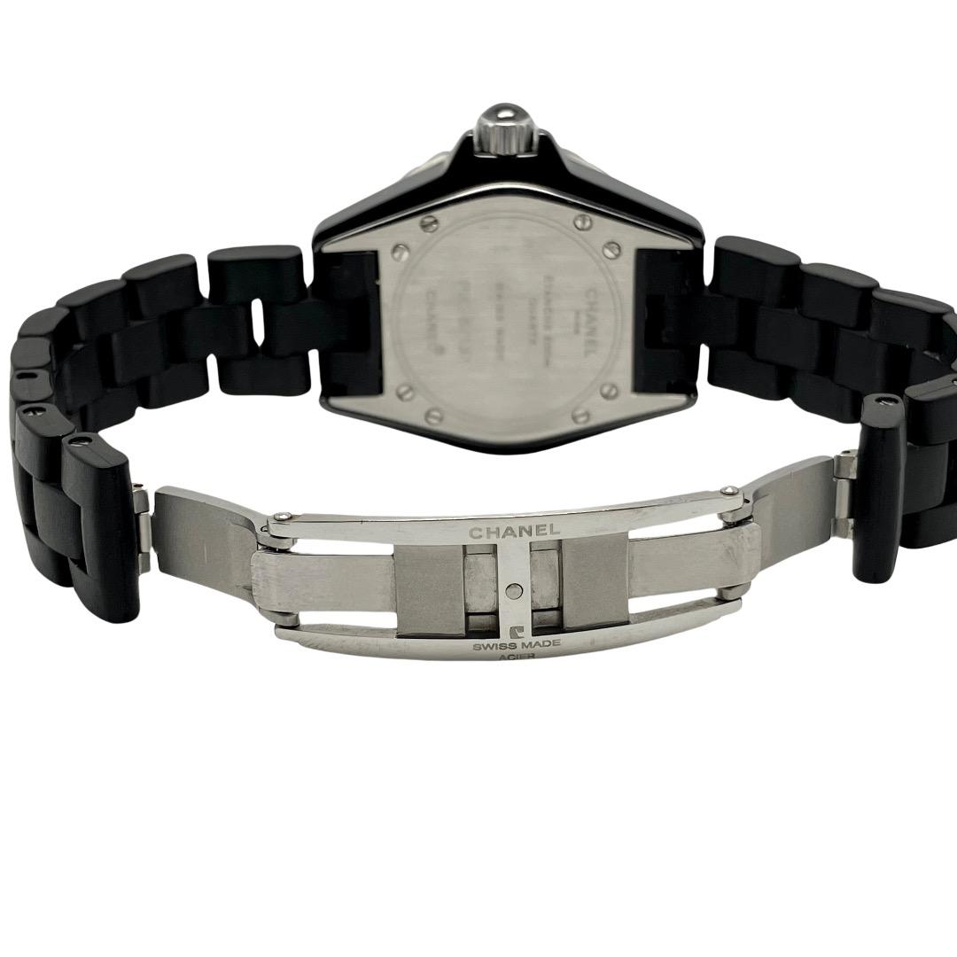 【内部点検済】CHANELシャネル j12　腕時計　クォーツ　セラミック 33