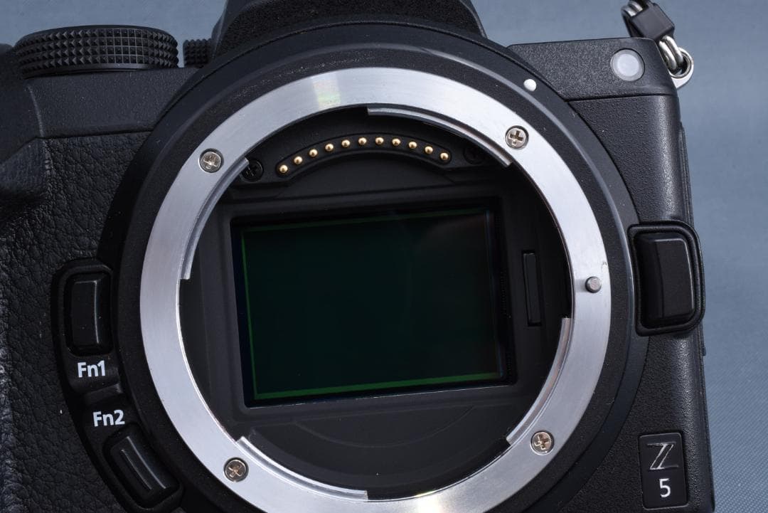 Nikon Z5 美品 動作良好 付属品完備 シャッター約19500回