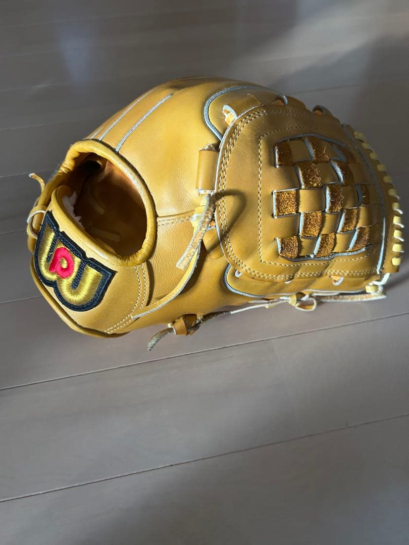 ワールドペガサス　桑田　軟式グローブ イエロー