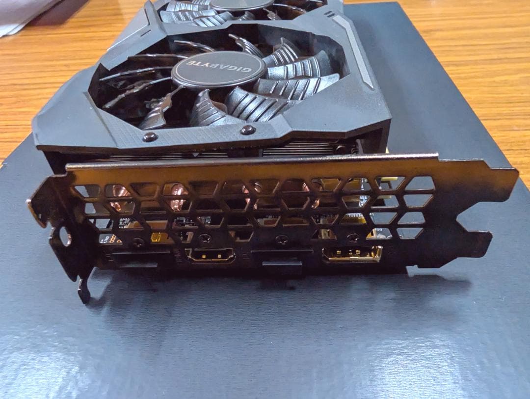 グラフィックボード・グラボ・ビデオカード GIGABYTE GeForce RTX 2070 Super Gaming