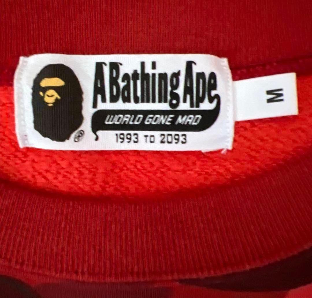 A BATHING APE レッドカモフラージュ トレーナー　※買ってください