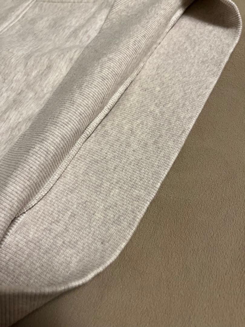 ★超美品★ FRED PERRY ハーフジップ スウェット　ロゴ刺繍　Mサイズ