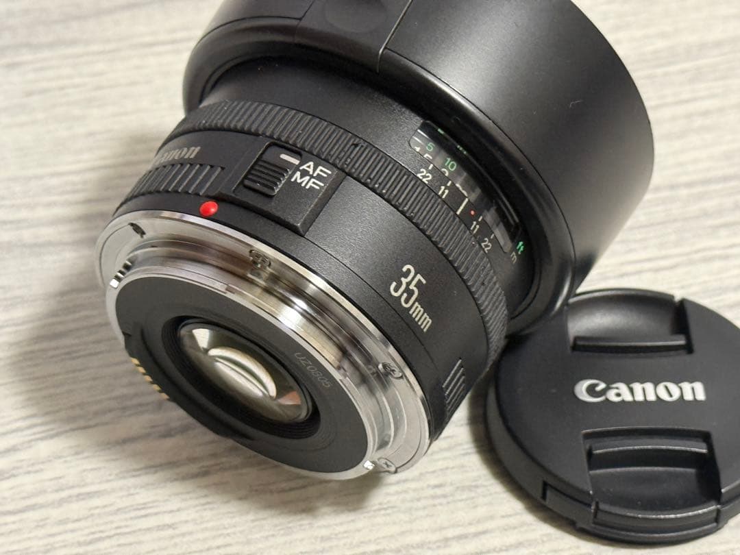 美品Canon EF 35mm F2コンパクト標準単焦点