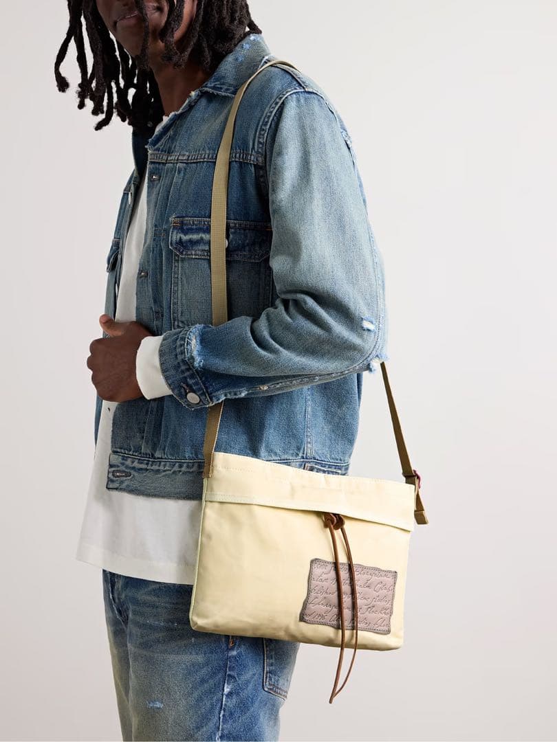 み*と様 ACNE STUDIOS アクネストゥディオズ　ショルダーバック　新品