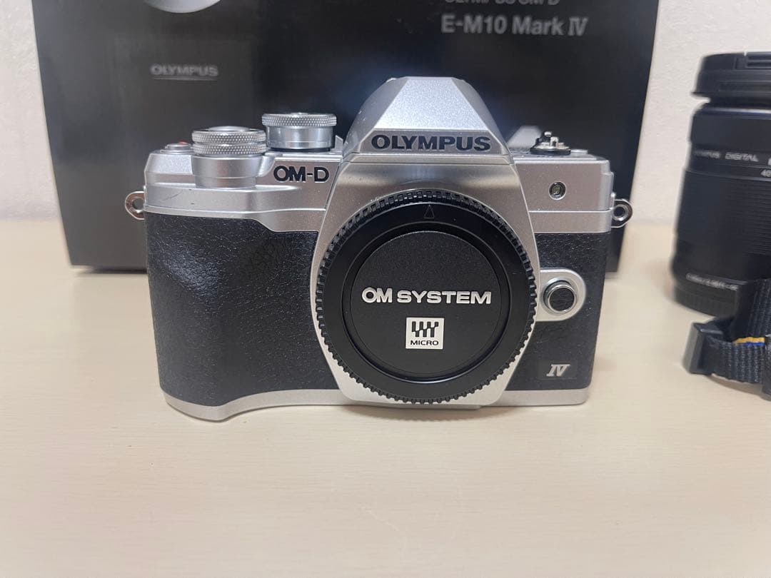 OLYMPUS E-M10 Mark IV ミラーレス一眼