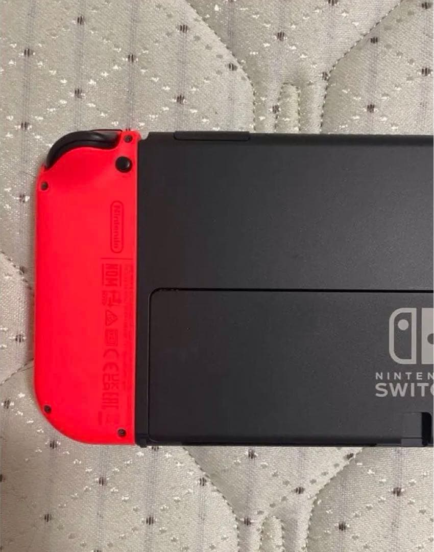 【美品】Nintendo Switch 有機ELモデル