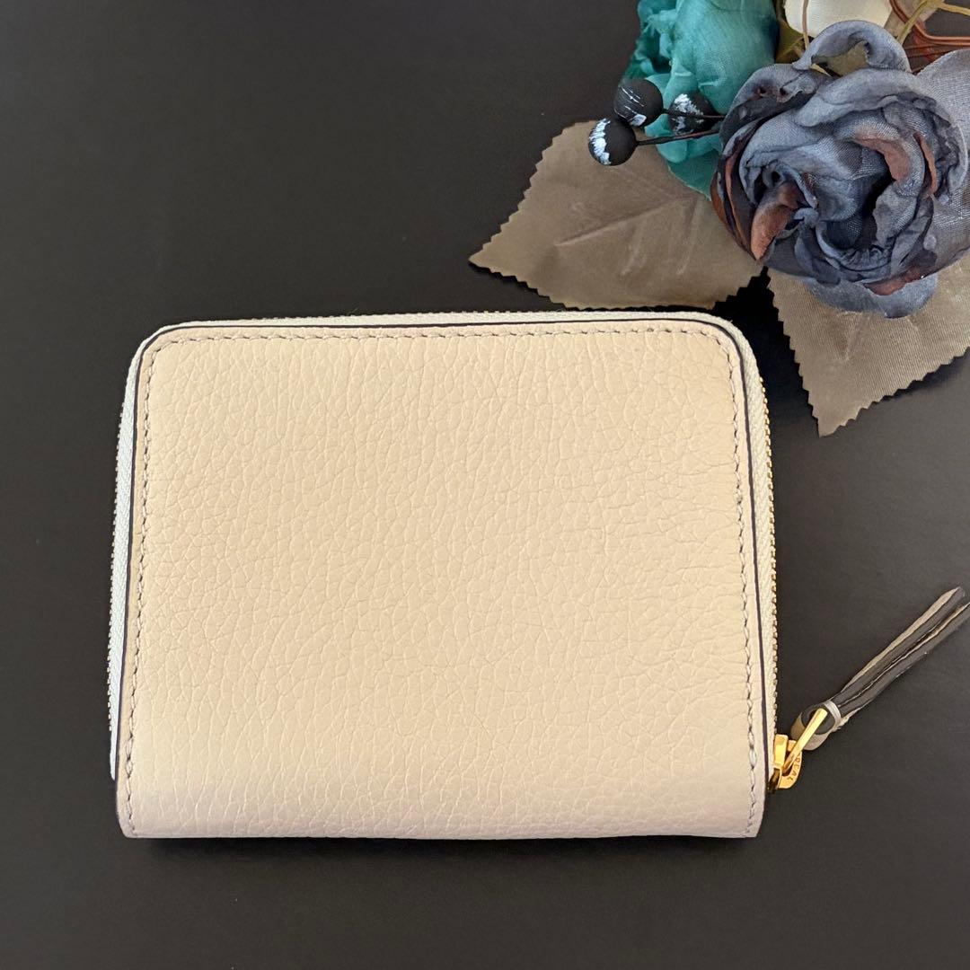 Tory Burch 2つ折り財布 ほぼ未使用