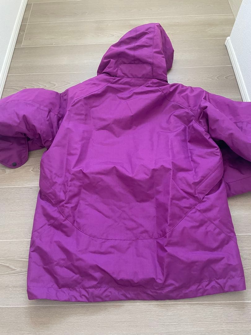 ヘリーハンセン&DESCENTEスキーウェア