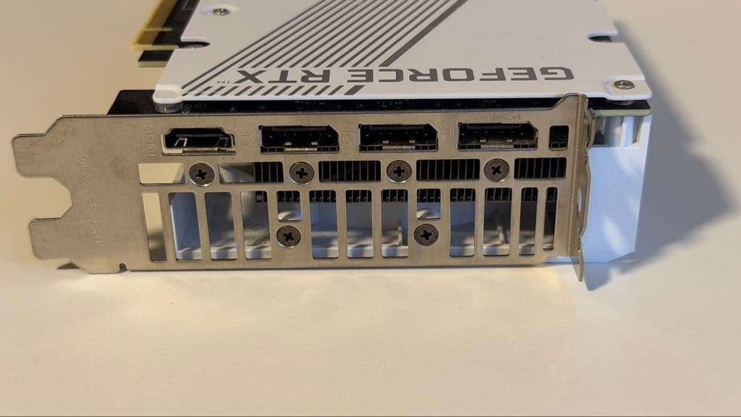 グラフィックボード・グラボ・ビデオカード WHITE ASUS GeForce RTX 3060 Ti