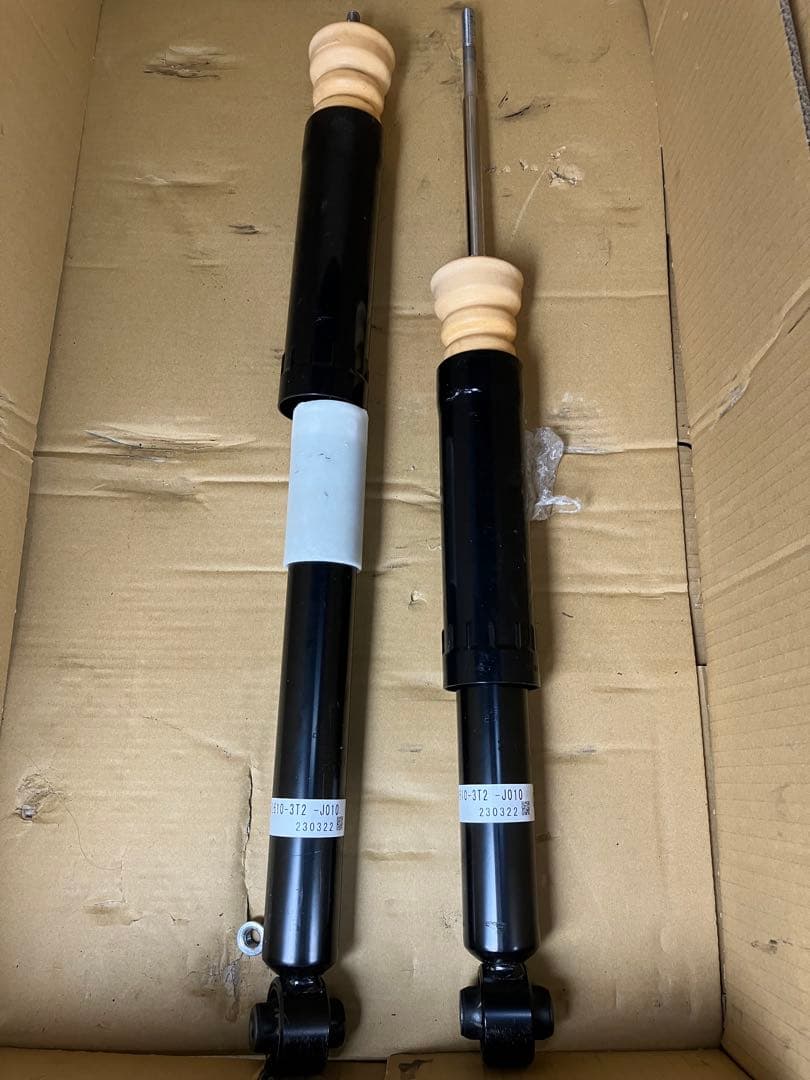 ステップワゴン　RP8　サスペンションキット セット ブラック