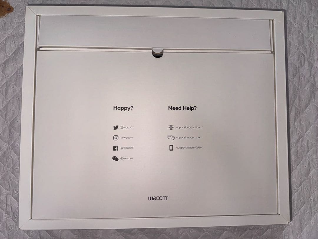 【動作確認済】Wacom Cintiq 液晶ペンタブレット 箱、保証書付き