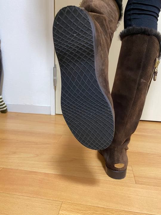 ジミーチュウブーツ