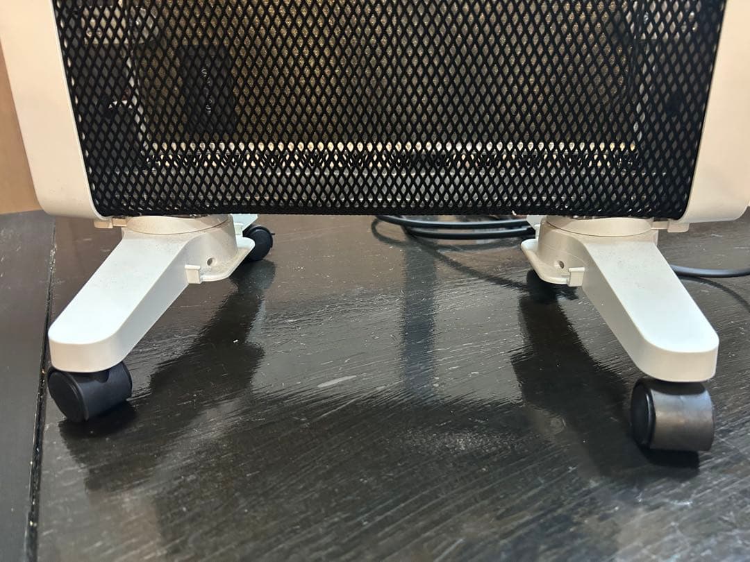 専用です。シロカ　遠赤軽量ヒーター「かるポカ」 SN- M451