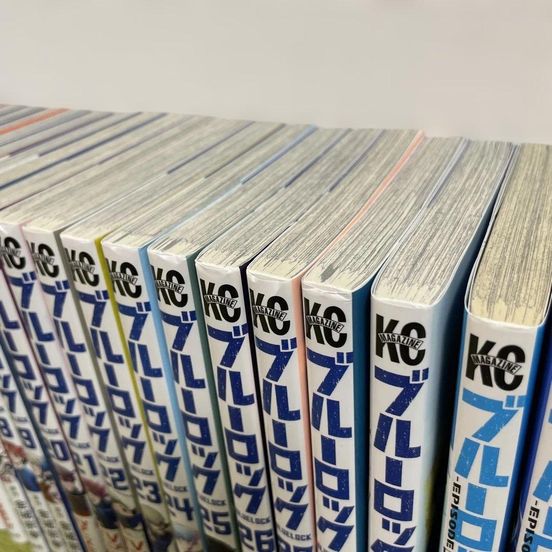 ブルーロック 1-29巻 非全巻セット 関連本4冊おまけ付き　講談社