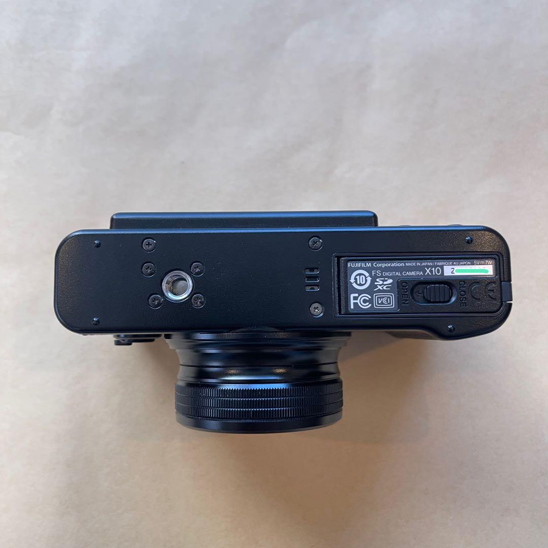 【美品】FUJIFILM X10